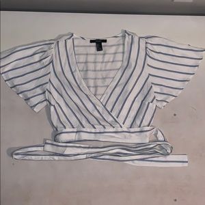 Super cute tie up top